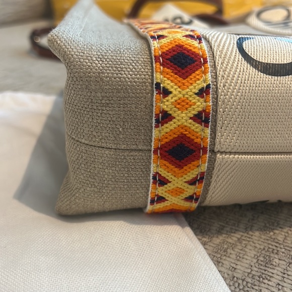 Chloe Small Woody Tote Bag - Picture 6 of 9